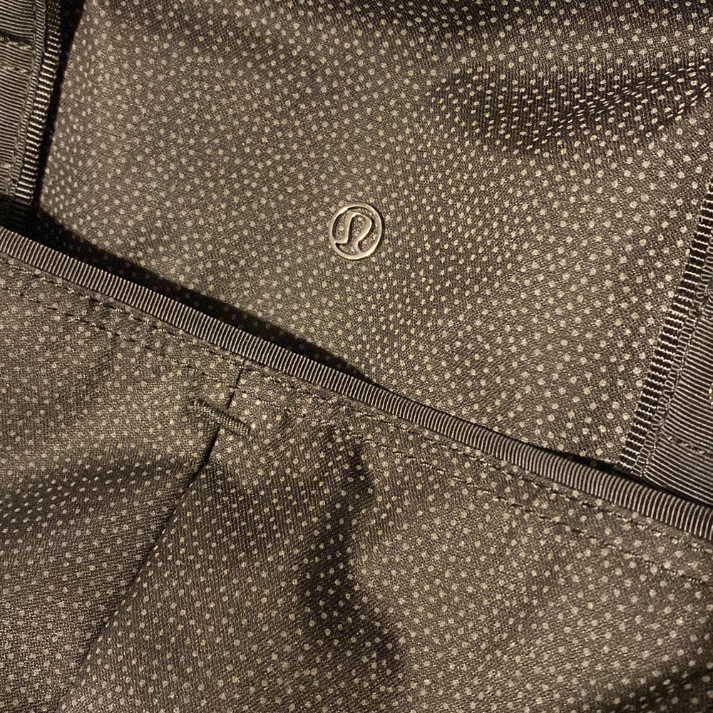 Lululemon workout bag